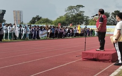 Pembukaan POPDA 2026 Berlangsung Meriah, Wali Kota Pangkalpinang Kobarkan Semangat Sportivitas Pelajar
